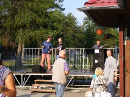 Wizyta międzynarodowej grupy młodzieży w Domu Pomocy Społecznej w Podzamku w ramach ŚDM Kraków 2016r